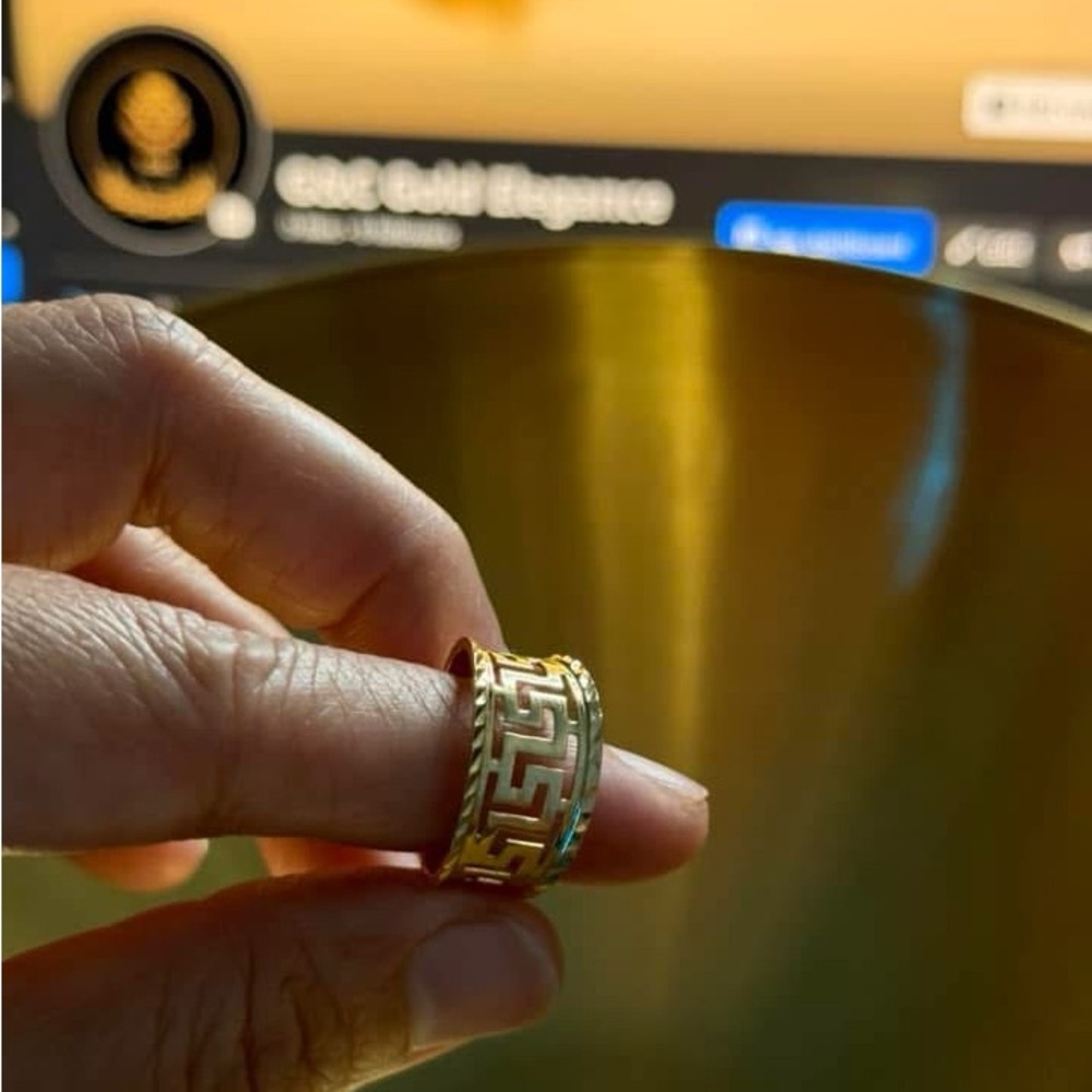 Gold Elegance Greek Key Ring